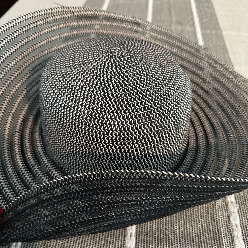 Sun Hat Black and White